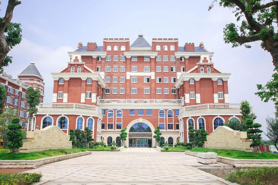 宜賓東辰國際學(xué)校