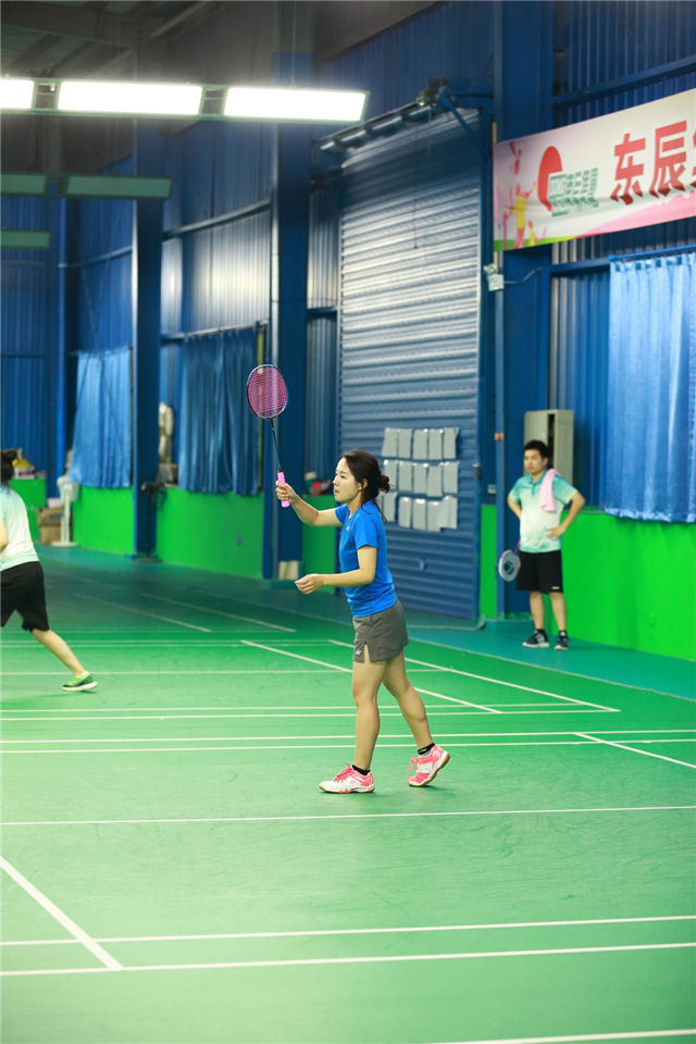 激情飛揚(yáng) 誰(shuí)羽爭(zhēng)鋒 激情飛揚(yáng) 誰(shuí)羽爭(zhēng)鋒