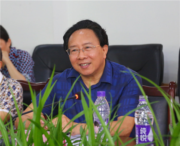 涪城區(qū)鄧輝區(qū)長(zhǎng)一行蒞臨東辰集團(tuán)視察調(diào)研9.jpg 涪城區(qū)鄧輝區(qū)長(zhǎng)一行蒞臨東辰集團(tuán)視察調(diào)研9.jpg