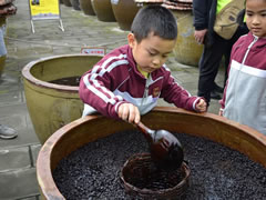 東辰學(xué)子優(yōu)秀，原來是從娃娃抓起的