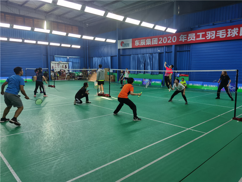 三對三趣味羽毛球比賽