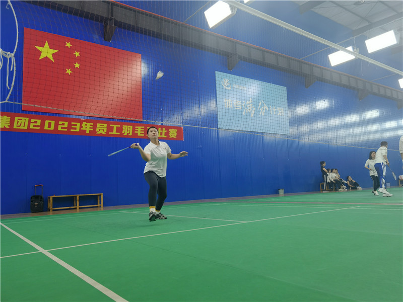 輕羽飛揚(yáng) 一拍精彩——2023年員工羽毛球比賽9.jpg